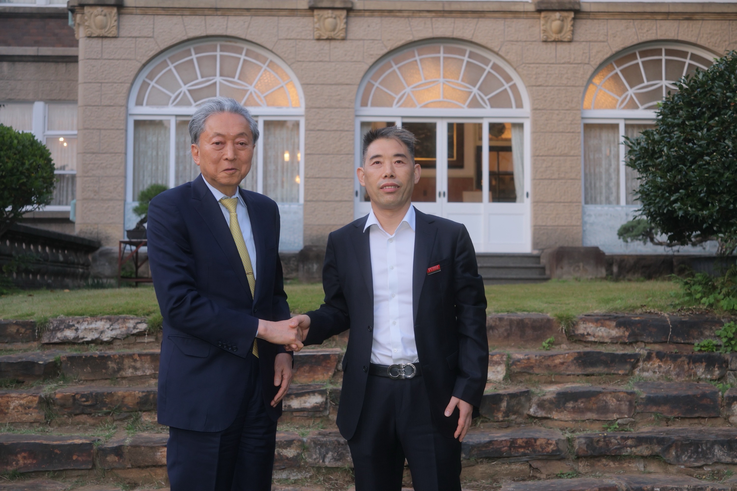 14b342ac-f2ca-49cd-a841-39c6f4649e02