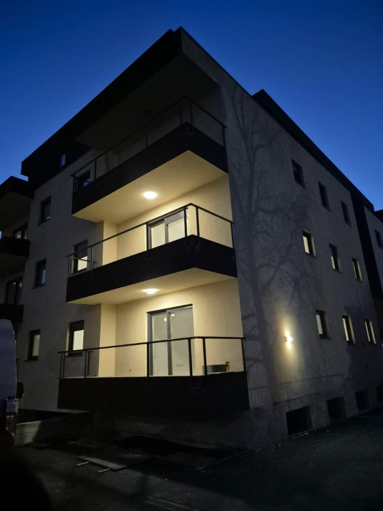 passenger elevator -Croatia